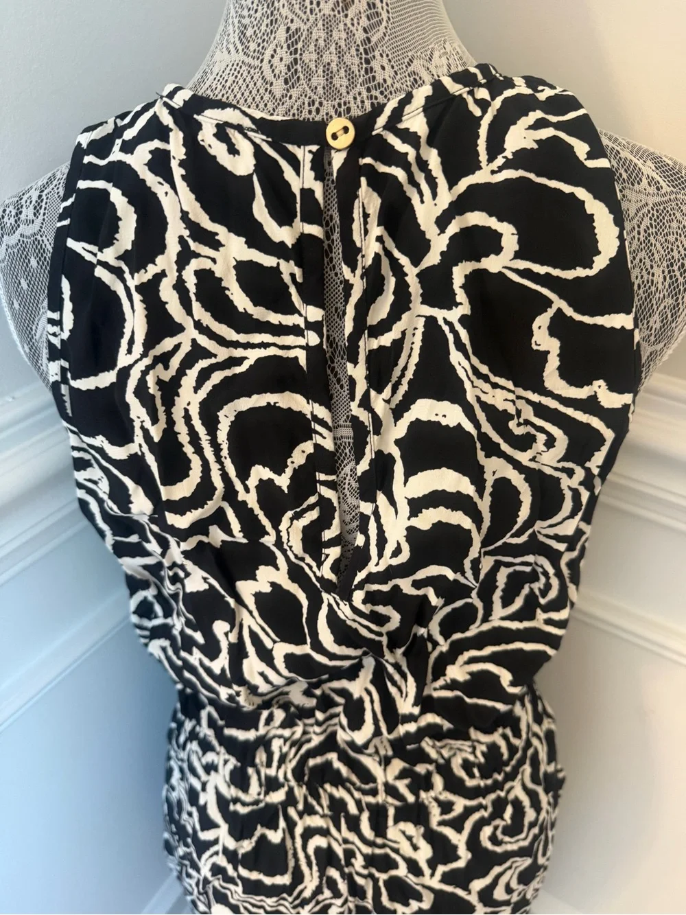 Loft Women’s Black Print Sleeveless Jumpsuit Size M - Picture 5 of 6